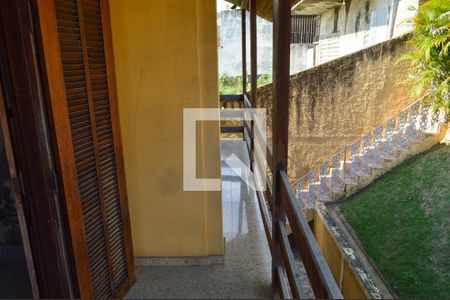 Casa à venda com 513m², 4 quartos e 2 vagas Casa à venda com 513m², 4 quartos e 2 vagasVaranda da Suíte 2