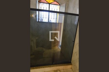 Casa à venda com 513m², 4 quartos e 2 vagas Casa à venda com 513m², 4 quartos e 2 vagasBanheiro da Área Gourmet