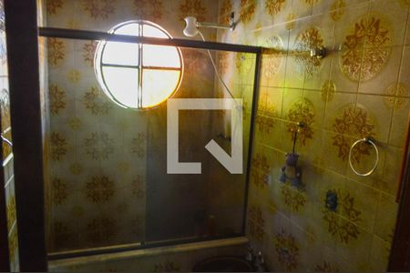 Casa à venda com 513m², 4 quartos e 2 vagas Casa à venda com 513m², 4 quartos e 2 vagasBanheiro 2