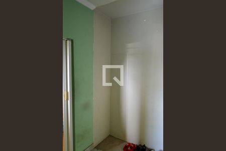 Casa à venda com 513m², 4 quartos e 2 vagas Casa à venda com 513m², 4 quartos e 2 vagasCloset da suíte 1