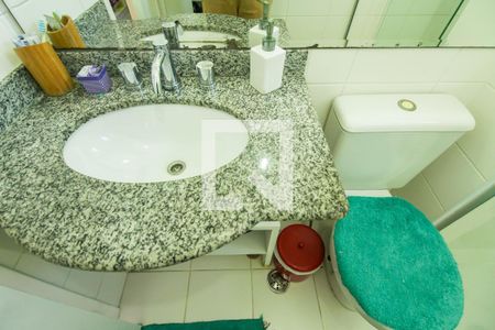 Apartamento à venda com 71m², 3 quartos e 2 vagas Apartamento à venda com 71m², 3 quartos e 2 vagasBanheiro