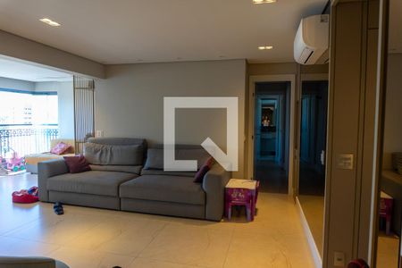 Sala de apartamento à venda com 3 quartos, 137m² em Santo Amaro, São Paulo