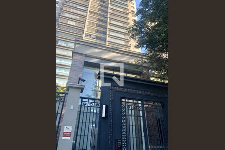 Apartamento à venda com 137m², 3 quartos e 3 vagas Apartamento à venda com 137m², 3 quartos e 3 vagasfachada