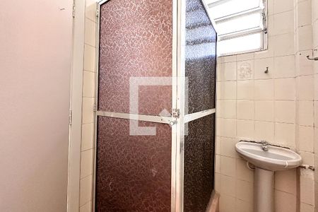 Apartamento à venda com 65m², 2 quartos e sem vagaBanheiro
