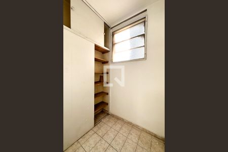 Apartamento à venda com 65m², 2 quartos e sem vagaQuarto de Serviço