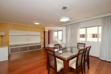 Apartamento à venda com 103m², 3 quartos e 2 vagas Apartamento à venda com 103m², 3 quartos e 2 vagasSala