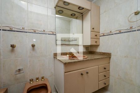 Apartamento à venda com 103m², 3 quartos e 2 vagas Apartamento à venda com 103m², 3 quartos e 2 vagasBanheiro da Suíte