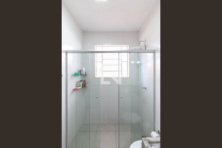 Casa à venda com 305m², 3 quartos e 4 vagas Casa à venda com 305m², 3 quartos e 4 vagasBanheiro da Suíte