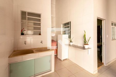 Casa à venda com 305m², 3 quartos e 4 vagas Casa à venda com 305m², 3 quartos e 4 vagasÁrea de Serviço