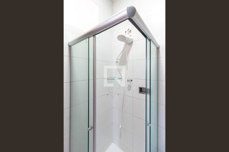 Casa à venda com 305m², 3 quartos e 4 vagas Casa à venda com 305m², 3 quartos e 4 vagasBanheiro Social