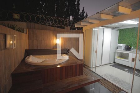 Casa de condomínio à venda com 165m², 3 quartos e 2 vagasJacuzzi