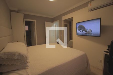 Casa de condomínio à venda com 165m², 3 quartos e 2 vagasSuíte