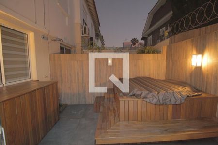 Casa de condomínio à venda com 165m², 3 quartos e 2 vagasJacuzzi