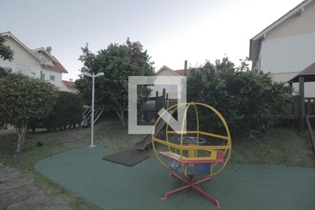 Casa de condomínio à venda com 165m², 3 quartos e 2 vagasÁrea comum - Playground