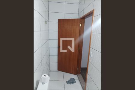 Casa à venda com 123m², 2 quartos e 2 vagasBanheiro 02