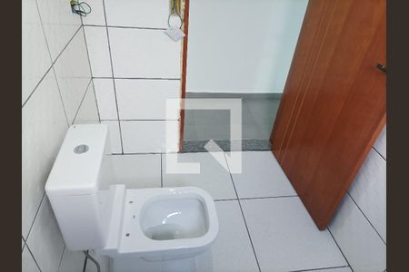 Casa à venda com 123m², 2 quartos e 2 vagasBanheiro 1
