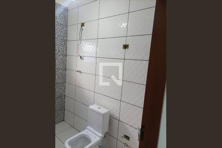 Casa à venda com 123m², 2 quartos e 2 vagasBanheiro 1