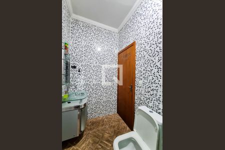 Casa para alugar com 250m², 3 quartos e 7 vagas Casa para alugar com 250m², 3 quartos e 7 vagasBanheiro da Suíte 1