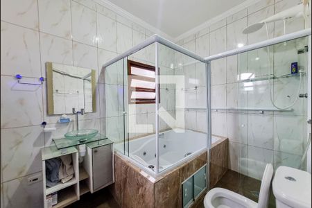 Casa para alugar com 250m², 3 quartos e 7 vagas Casa para alugar com 250m², 3 quartos e 7 vagasBanheiro da Suíte 2