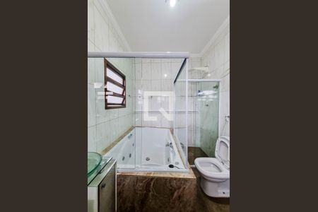 Casa para alugar com 250m², 3 quartos e 7 vagas Casa para alugar com 250m², 3 quartos e 7 vagasBanheiro da Suíte 2