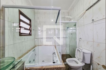 Casa para alugar com 250m², 3 quartos e 7 vagas Casa para alugar com 250m², 3 quartos e 7 vagasBanheiro da Suíte 2