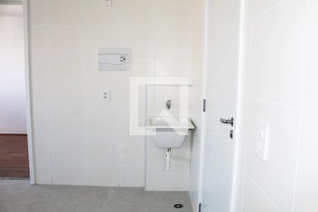 Sala/Cozinha de apartamento para alugar com 1 quarto, 33m² em Vila Ema, São Paulo