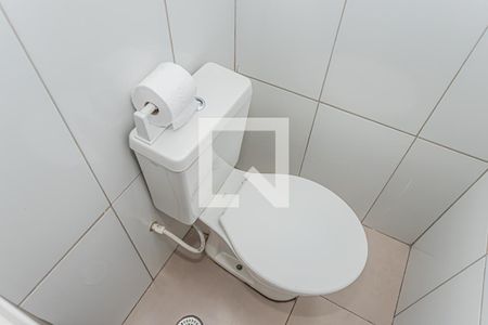 Lavabo de casa para alugar com 3 quartos, 134m² em Vila Carbone, São Paulo