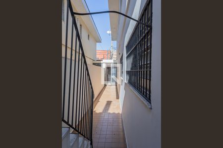 Casa para alugar com 134m², 3 quartos e 2 vagas Casa para alugar com 134m², 3 quartos e 2 vagasCorredor