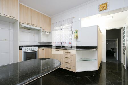 Casa para alugar com 140m², 3 quartos e 2 vagasCozinha