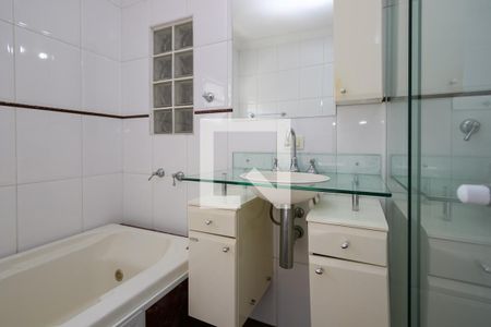 Casa para alugar com 140m², 3 quartos e 2 vagasBanheiro da Suíte