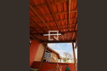 Casa à venda com 110m², 3 quartos e 1 vaga Casa à venda com 110m², 3 quartos e 1 vagaCobertura varanda