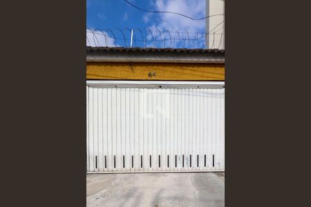 Casa à venda com 110m², 3 quartos e 1 vaga Casa à venda com 110m², 3 quartos e 1 vagaFachada condomínio