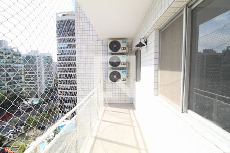 Apartamento à venda com 78m², 1 quarto e 1 vagaVaranda da Sala