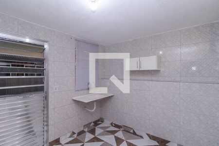 Cozinha de casa para alugar com 1 quarto, 20m² em Vila Ema, São Paulo