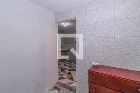 Quarto de casa para alugar com 1 quarto, 20m² em Vila Ema, São Paulo