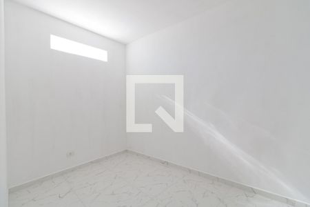 Quarto de kitnet/studio para alugar com 1 quarto, 30m² em Jardim Mariliza, São Paulo