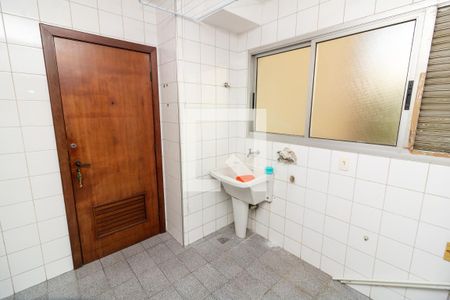 Apartamento para alugar com 152m², 5 quartos e 2 vagasÁrea de Serviço