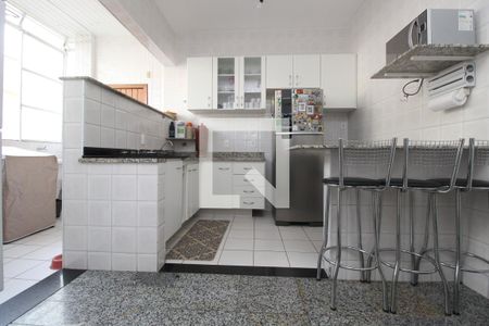 Apartamento para alugar com 130m², 4 quartos e 1 vagaCozinha