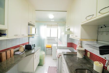 Apartamento à venda com 63m², 2 quartos e 2 vagas Apartamento à venda com 63m², 2 quartos e 2 vagasCozinha e Lavanderia