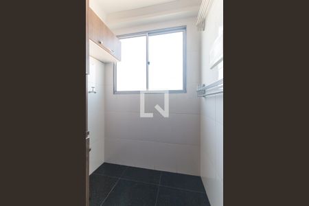 Área de Serviço de apartamento para alugar com 2 quartos, 58m² em Alto Ipiranga, Mogi das Cruzes