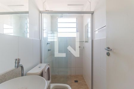 Apartamento para alugar com 58m², 2 quartos e 1 vaga Apartamento para alugar com 58m², 2 quartos e 1 vagaBanheiro