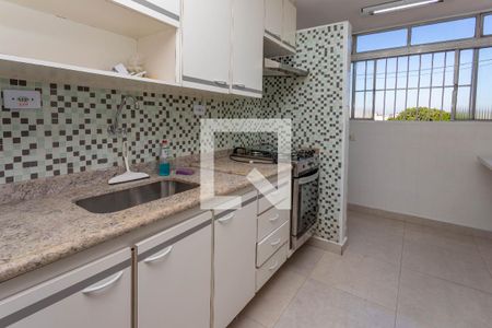 Apartamento à venda com 56m², 2 quartos e 2 vagasCozinha 