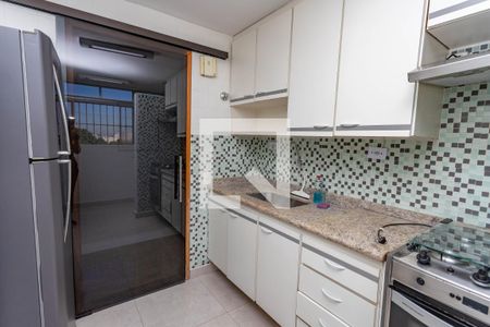 Apartamento à venda com 56m², 2 quartos e 2 vagasCozinha 