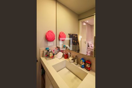 Apartamento à venda com 152m², 3 quartos e 3 vagasBanheiro da Suíte 2