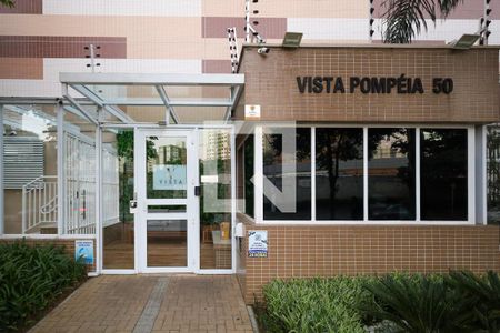 Apartamento à venda com 152m², 3 quartos e 3 vagasFachada e portaria