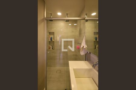 Apartamento à venda com 152m², 3 quartos e 3 vagasBanheiro da Suíte 3