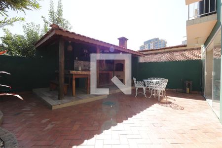 Casa à venda com 310m², 3 quartos e 2 vagasQuintal - Churrasqueira