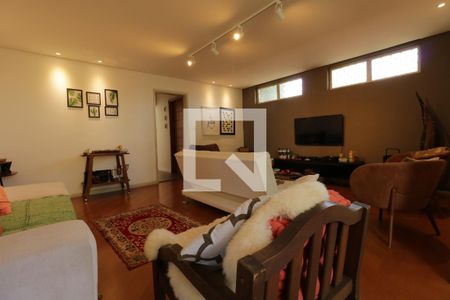 Sala de casa à venda com 3 quartos, 310m² em Vila Bastos, Santo André