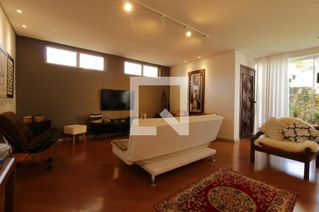 Sala de casa à venda com 3 quartos, 310m² em Vila Bastos, Santo André