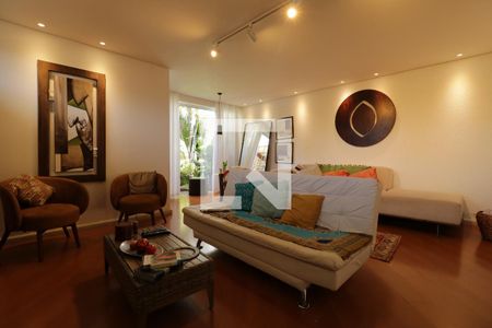 Sala de casa à venda com 3 quartos, 310m² em Vila Bastos, Santo André